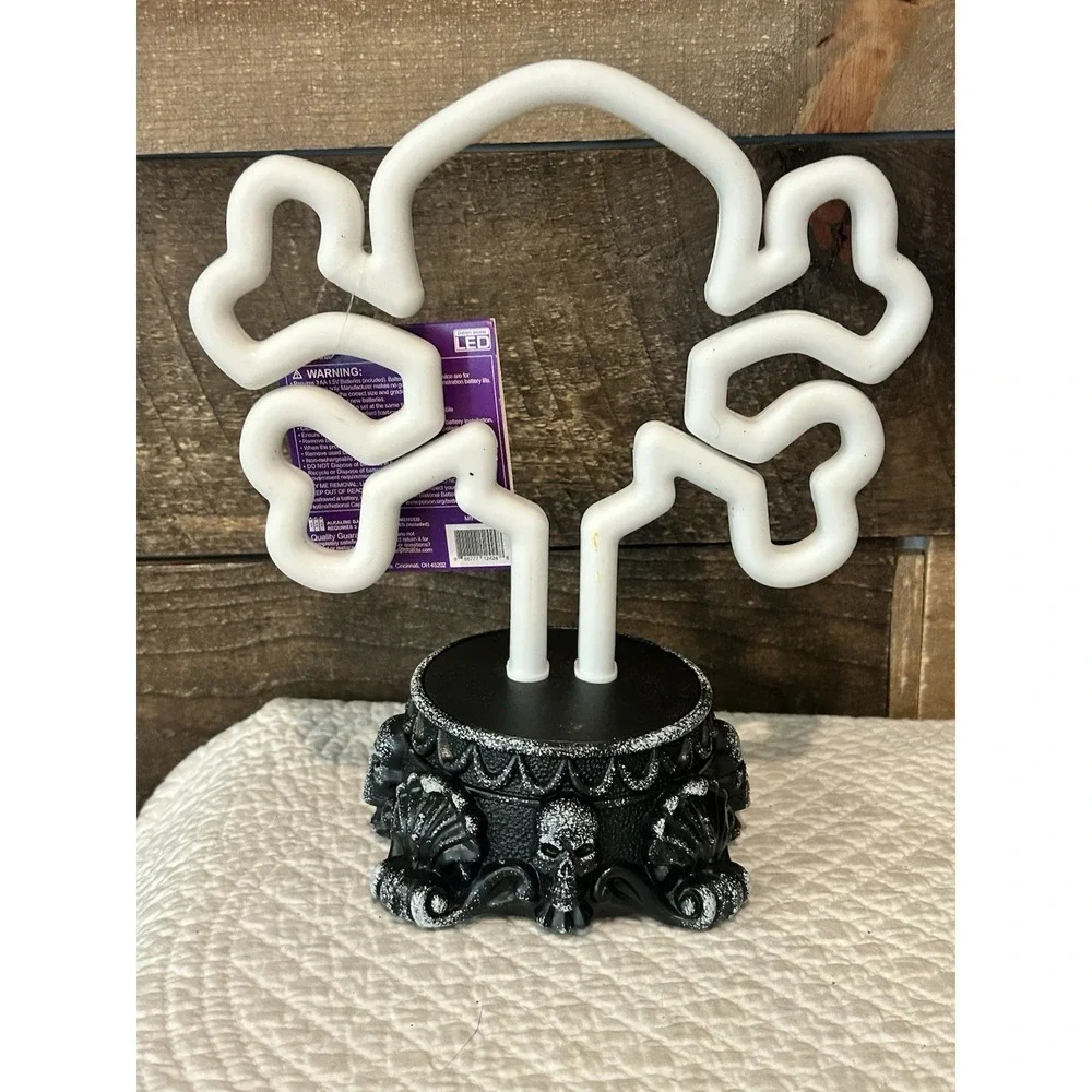 Pirate Skull Cross Bones Neon LED Sign Lamp - Halloween Decor‎  -l